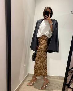 Work Outfit For Summer, How To Style A Blazer With Skirt, Women’s Blazer Outfit With Skirt, Autumn Outfits Chic, Holiday Inspo Outfits, Party Fits Winter, Nightout Outfit Casual, Long Cheetah Skirt Outfit, Blazer And Heels Outfit