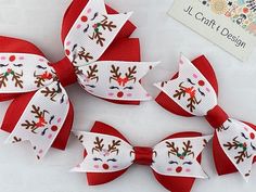 Reindeer Gingham Hair Bow come in 2 sizes. 3.75 inches and 2.5 inches. Your choice of Clip, Hair Tie or Nylon headband (Soft and stretchy, one size fits newborn to toddler) The alligator clip is fully lined with matching grosgrain ribbon. All ribbon has been heat sealed in order to prevent fraying. Don't forget to check out more bows from my Etsy shop https://www.etsy.com/shop/jlcraftdesign?ref=simple-shop-header-name&listing_id=1008031491§ion_id=32025431 * PLEASE READ BOW SIZES BEFORE YOU O Christmas Hair Bow Ideas, Christmas Hair Bows Diy, Diy Baby Bows Headbands, Reindeer Hair, Newborn Hair Bows, Christmas Hair Clips, Christmas Hair Clip, Diy Baby Bows, Woman Costumes