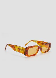 SHOW AND TELL Rectangular Orange Sunglasses With Gradient Lenses, Orange Rectangular Sunglasses With Gradient Lenses, Modern Orange Rectangular Sunglasses, Bonnie Clyde, Fashion Eye Glasses, Oval Faces, Show And Tell, Look At Me, Eye Glasses