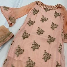 Never Worn, Comes With Top, Duppata, And Pants. Size Xs In A Peach-Pink Tone Indian Three Piece, Three Piece Dress, Beaded Work, Xs Dresses, Pink Tone, Dress Set, Peach Pink, Piece Dress, Dresses Xs