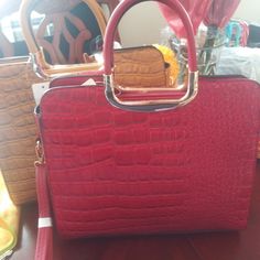 Women's Handbag Marmont Super Mini, Fendi Baguette Bag, Lv Bumbag, Small Canvas Bags, Lv Pochette, Denim Shoulder Bags, Pochette Metis, White Purses, White Handbag