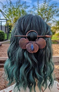 Copper Sea shell hair pin. I have used real shells that I coated in a thick layer of copper to make this hair pin.  Ready to ship Seashell Hair, Pin I, Hair Pin, Thick Hair, Sea Shell, Thick Hair Styles, Hair Pins, Halloween Shopping