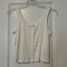 Like New Condition. Marked Large, But Fits Like A Medium. Gap Casual Crop Top For Spring, Casual Gap Crop Top For Spring, Gap Tops For Everyday Spring Wear, Gap Casual Cotton Crop Top, Casual Cotton Crop Top By Gap, White Gap Tank Top For Spring, White Gap Tank Top For Summer, White Trendy Gap Tops, Trendy White Gap Tops