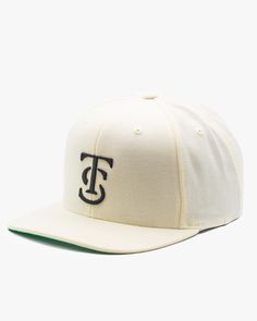 • Classic snapback cap with premium wool blend fabric• Matching plastic snapback closure• Classic green undervisor, 8-row stitching on visor Fabric Matching, Snapback Cap, Snapback Hat, Snapback Hats, The Row, Wool Blend, Stitching, Wool, Hats