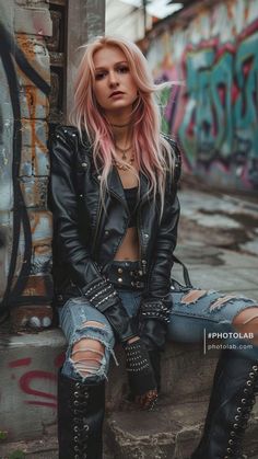 Post Apocalyptic Girl, Female Rockstar, Rockstar Art, Alt Baddie, Rock Star Outfit, Romantic Couple Poses, Goth Beauty, Warrior Queen, Biker Chic