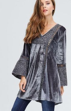 Velzera Boho Embroidered Velvet Tunic Dress - Gray Velvet Tunic Dress, Velvet Dress Designs, Velvet Tunic, Dress With Embroidery, Estilo Hippie, Embroidered Velvet, Dusty Rose Dress, Dress Dusty, Velvet Lace