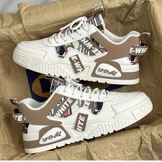 Khaki Heels, Snicker Shoes, Basket Sport, Mens Summer Shoes, Summer Sneakers, Preppy Casual, Trending Sneakers, Womens Clothing Sizes, Styl Vintage