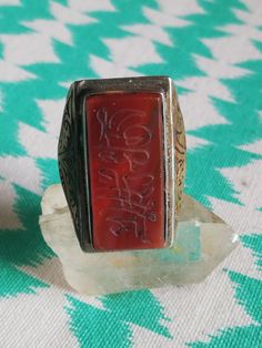 Antique silver ring. ISLAMIC ART, PROBABLY AFGHAN FROM THE 19TH CENTURY No stamp. We will notice some slight traces of use. Size (20) EU Spain / France (60) / United States (9) / England (R 1/2) / Collectible Red Engraved Ring, Antique Red Rectangular Rings, Vintage Red Engraved Signet Ring, Red Engraved Vintage Signet Ring, Red Carved Vintage Rings, Red Vintage Carved Rings, Vintage Red Engraved Ring Hallmarked, Vintage Red Carved Rings, Vintage Red Hallmarked Engraved Ring