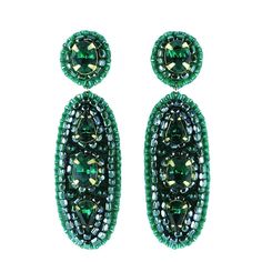 Statement chandelier earrings in emerald green color. Each bead is hand sewn very precisely to create this luxury beaded jewelry. Very high fashion, sophisticated and light weight. Material: Austrian crystals, seed beads, suede, gold-filled ear post Dimensions: Length: 2.2 in (5.5 cm) Width: 0.7 in (1.7 cm) Made in USA Item# BDA103 Green Chandelier, Green Dangle Earrings, Green Chandeliers, Pearl Farm, Statement Chandeliers, Freshwater Pearl Jewelry, Cocktail Jewelry, Emerald Wedding, Silver Feather