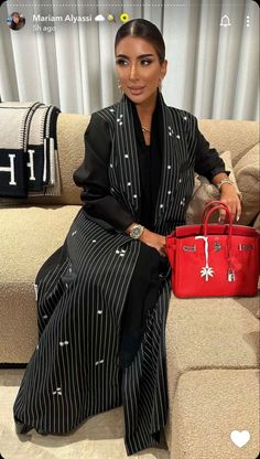 Abaya Girl, Hijabi Outfits, Indie Outfits, Abaya Fashion, Fashion Quotes, Hijab Outfit