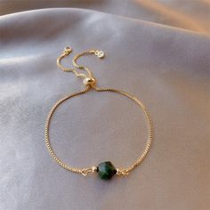 Confidence • 2 ensemble crystal bracelet freeshipping - Deegnt Gem Stone Bracelet, Green Gemstone Bracelet, Bracelets Simple, Green Stone Bracelet, Green Gem, Emerald Bracelet, Small Bracelets, Emerald Bead, 925 Silver Bracelet