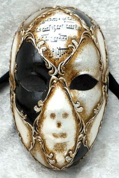 Our masks are made according to the oldest Venetian techniques and with the most innovative materials in the sector. Each mask is a unique craftsmanship that comes directly to your home, created and customized just for you. With this mask you will impress everyone at any dance or costume party. 🎭 🎃 The mask is unisex and one size fits all. 👩🏽 👨🏼 It is made from hypoallergenic and certified materials. ✅ Only manufactured in Italy. 🇮🇹 What are you waiting for to order it? You can also requ Artistic Full Face Mask For Costume Party, Artistic Masks For Festivals And Costume Parties, Artistic Masks For Costume Party And Festivals, White Venetian Masks For Festivals, White Venetian Masks And Prosthetics For Festivals, Artistic Masks For Costume Festivals, Artistic Costume Masks For Festivals, Artistic White Masks And Prosthetics For Theater, Artistic White Mask For Theater