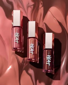 🔥 formula to give your lips an instant plump job with a gentle warming sensation for juicy, full-looking lips in the shades: FENTY GLOW ✨, FUSSY 👄, and HOT CHOCOLIT 🍫 Available at Sephora. #BlackBeauty Shein Clothes, Fenty Skin, Makeup List, Eyebrow Eyeshadow, Lip Liners, Lip Cosmetics, Gloss À Lèvres, Beauty Natural Products, Ethereal Makeup