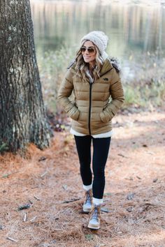 Outdoor Winter Outfit, Outdoorsy Outfit, Dog Walking Outfit, Fall Hiking Outfits, Look Legging, Mountain Outfit