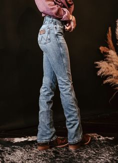 Spirit Jeans Ideas, Spirit Jeans, Jeans Ideas, Trendy Christmas Outfits, Country Style Outfits, Fiesta Outfit, Western Wear Outfits, Cute Country Outfits, Western Style Outfits