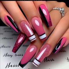 One Nail Design Ideas, Pink Nail With Glitter, 50s Nails, Nail With Glitter, Cut Dog Nails, Ballerina Acrylic Nails, Makeup Nails Designs, Fancy Nails Designs