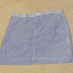 Nwot Seersucker Skirt With Slanted Pockets Summer Striped Cotton Skirt, Striped Cotton Skirt For Summer, Striped Cotton Relaxed Skirt, Spring Striped Skort With Lined Skirt, Spring Striped Lined Skort, Preppy Cotton Skort For Spring, Short Striped Skirt For Spring, Summer Striped Lined Skort, Striped Lined Skort For Summer