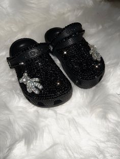 Beautiful custom crocs designed as pictured. Black crocs using black rhinestones with teddy bear. Sizes are for ages 1-12 years old. Please choose your desired size. Rhinestone Black Crocs, Bling Black Crocs, Blinged Out Black Crocs, Black Custom Crocs, Black Bedazzled Crocs, Black Bling Crocs, Cute Black Crocs, Fits With Crocs, Black Crocs Aesthetic