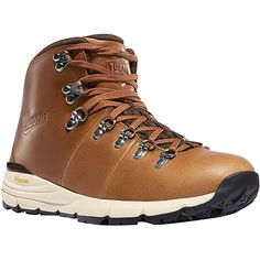 Danner Mountain 600 Full Grain Leather Hiking Boot - Women's - Footwear Backpacking Boots, Best Hiking Boots, Leather Hiking Boots, Hiking Boots Women, Hiking Boot, Trail Shoes, Hiking Women, Danner Mountain Light Boot, Designer Boots