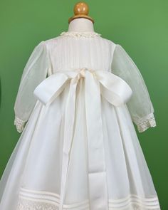 Vigo is a gorgeous and elegant baptismal gown, made in off-white lightweight organza and with floral laces. It comes with matching bonnet. It has three buttons on the back for closure. Made in Spain Dry Clean Final Sale, no exchanges nor returns will be accepted after purchase. Baptism Dresses, Christening Dresses, Romantic Dresses, Baptism Gown, Christening Gown, Spanish Fashion, Baby Unisex, Baptism Dress, Christening Dress