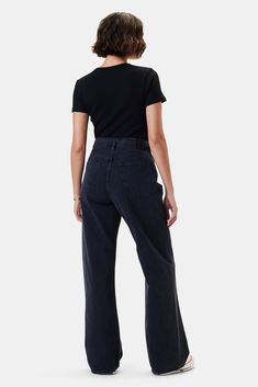 Vintage inspired silhouette that sits high at the waist with an easy, relaxed top block.Cut with a cropped inseam and voluminous wide leg shape.Wear with a slim-fitting tee or tank to balance the shape.Closure: Button FlyRise: 12.75"Inseam: 26.5"Leg Opening: 21" Shape Wear, Citizens Of Humanity, Shapewear, Vintage Inspired, Wide Leg, Organic Cotton, Trousers, Human, How To Wear