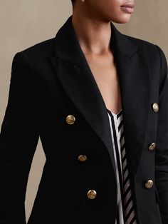 Icon Blazer | Banana Republic Factory Factory Icon, Women Icon, Blazers Casual, Peak Lapel, Banana Republic Factory, Beautiful Style, Womens Blazers, Iconic Women, Petite Size