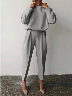 Long Pants Outfit, Outfits Streetwear, Loose Outfit, Casual Suit, Pencil Pants, Suit Pants, Casual Sets, Office Fashion, Long Sleeve Casual