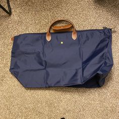 Size: M - 42l Capacity Color: Navy Dimensions: 21.7” X 15.7” X 9.1” Euc Longchamp Bags, Longchamp Le Pliage, Travel Bag, Bag Lady, Color Blue, Navy, The Originals, Fast Delivery, Full Service