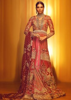 Elegant Pakistani Bridal Heavy Gharara for Wedding in Stylish design presented with beautiful embroidery work. Available with Fast Delivery in USA. Heavy Gharara, Lehenga With Price, Pakistani Bridal Dresses Online, Red Bridal Dress, Latest Bridal Dresses, Bridal Tops, Pakistani Bridal Dresses, Pakistani Wedding Dresses, Bridal Dress Design