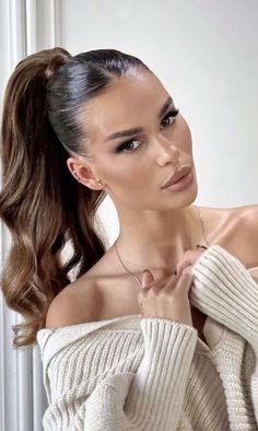 High Ponytail Hairstyles, Kadeřnické Trendy, Greasy Hair, Fesyen Rambut, High Ponytails, Twist Hairstyles, Short Hair Cuts For Women, Short Haircuts