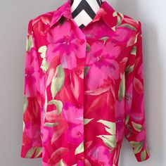 New W/ Tags Pink Floral Blouse Never Worn Clean No Flaws Size Small Polyester Shoulder Pads Length 29 In Chest Across 21 In 42 Bust Non-stretch Floral Print Blouse For The Beach, Luxury Pink Floral Print Blouse, Pink Floral Print Tops With 3/4 Sleeves, Pink Floral Print Button-up Blouse, Orange Floral Print Button-up Tops, Pink Floral Blouse, Susan Graver, Blouse Top, Floral Blouse