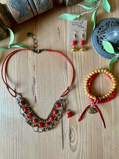 Add a fun pop of color to any outfit with this Rockin Red triple short necklace. It is great worn on its own or layered with other pieces from the Rockin Red collection or Lu’s Urban Metal collection. Necklace measures 19 inches and extends to 21 inches.