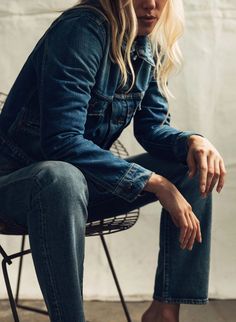 elle windsor – imogene + willie Fitted Denim Blue Jacket With Welt Pockets, Fitted Medium Wash Outerwear With Welt Pockets, Classic Faded Outerwear For Spring, Fall Medium Wash Jeans With Flap Pockets, Fitted Medium Wash Outerwear With Flap Pockets, Fitted Dark Wash Denim Jacket With Welt Pockets, Fitted Winter Denim Jacket With Patch Pockets, Fitted Denim Jacket With Flap Pockets, Fitted Denim Jacket With Welt Pockets