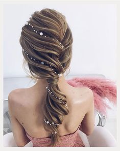 Five Favorite Bridal Hairstyles From Elstile ~ Fancy twisty pony tail Bridal Hair Headpiece, Bridal Hair Vine, Hair Vine, Hairstyles Haircuts, Bridesmaid Hair