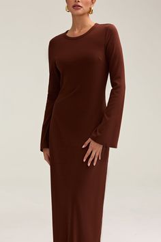 Introducing the Ella Ribbed Split Cuff Maxi Dress, a luxurious and versatile addition to your wardrobe. Made with ribbed fabric for a comfortable and stretchy fit, this dress features a split cuff detail and pairs perfectly with an abaya. Elevate your style and make a statement with this elegant and exclusive piece. Model is 5'7 wearing size S/58" 2 Piece Modest Outfit, White Dress Formal, Dresses Flowy, Nikkah Dress, Modest Outfit, Modesty Outfits, Modesty Fashion, Church Outfits, Cuff Detail