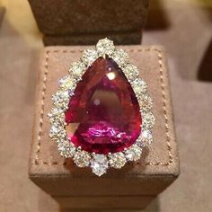 Luxury Red Jewelry For Valentine's Day, Luxury Red Jewelry For Gift, Exquisite Red Jewelry For Gift, Luxury Handmade Red Jewelry, Elegant Red Ruby Ring For Gift, Luxury Red Gemstone Jewelry, Red Teardrop Ruby Rings, Fine Jewelry Red Ruby Ring For Party, Red Teardrop Ruby Ring For Gift