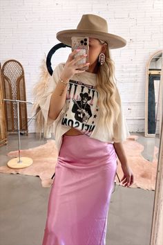 Willie Nelson One Night Only OS … curated on LTK Western Boho Fashion, Country Fall Outfits, Cute Country Outfits, Western Style Outfits, Rodeo Outfits, Western Outfits Women, Willie Nelson