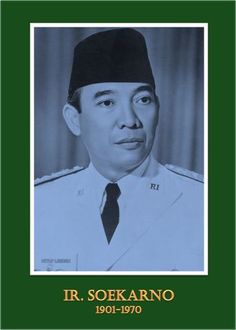 an old photo of a man wearing a hat and uniform with the words ir soekano on it