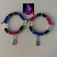 Heart magnet Tv girl matching bracelets 8mm glass beads Crystal Bead Jewelry, Heart Magnets, Bracelets Patterns, Tv Girl, Diy Bracelets Patterns, Tv Girls, Bead Jewelry, Matching Bracelets, Blue Bracelet