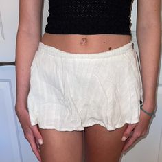 Reposhing This Item I Purchased- Was Listed As A Skirt Which It Does Work For Lol Def A Mini But It’s Actually A Crop Top Lmao. Two In One Deal! It Was Too Funny To Even Open A Case And Return Never Worn. Casual Skirted Shorts For Summer, Relaxed Short Skort For Vacation, Elastic Waistband Mini Skirt For Beach, White Summer Mini Skirt For Beach Season, White Mini Skirt For Beach Vacation, White Mini Skirt For Beach Season Vacation, White Mini Skirt For Vacation And Beach Season, Casual Mini Skirt For Beach Season, Casual Summer Flowy Skirt Bottoms