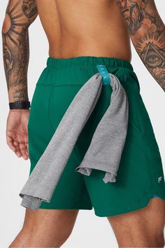 The One Short 7in FL2 green male Activewear >> Mens >> Bottom >> Shorts >> Un-lined Shorts Boundless regular Anti-Stink/External Pockets/Hidden Pockets/Lightweight Feel/Quick-Dry/UPF 50 /Zip Pockets Men Workout, Mens Workout Clothes, Live Your Best Life, Lightweight Shorts, The Fly, Mens Activewear, Beach Days, Best Life, Sport Wear