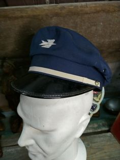 Mail Man PTT Hat 141 gr 21 (8 1/2") wide  size of the head 54 cm T54 Marked Scecam Bernay Good Antique condition Vintage Navy Flat Cap, Vintage Adjustable Brimmed Baseball Cap, Vintage Navy Cap Hats, Navy Vintage Cap Hat, Vintage Navy Cap, Navy Military Cap, Vintage Navy Hat With Curved Brim, Vintage Navy Hat With Flat Brim, Vintage Military Visor Hat