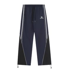 The perfect combination of style and comfort, these sweatpants feature a sleek, modern design with a color contrast panel that adds a pop of color to your outfit. Made from a soft and cozy cotton blend, these sweatpants provide maximum comfort and breathability, making them perfect for lounging or running errands. Features: -70% Polyester, 30% Spandex -Drawstring waistband -Patchwork design -Regular Fit -Street/casual style Free Scarf, Fashion App, Pop Of Color, Color Contrast, Patchwork Designs, High Fashion Street Style, A Color, Drawstring Waistband, Running Errands