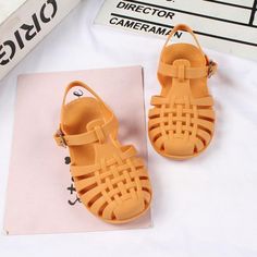 Yellow / 17cm Roman Slippers Spring Flat Non-slip Sandals, Casual Flat Jelly Sandals For Summer, Closed Toe Jelly Sandals For Beach Vacation, Summer Beach Jelly Sandals Made Of Eva, Non-slip Eva Jelly Sandals With Round Toe, Non-slip Jelly Sandals For Spring And Summer, Summer Vacation Non-slip Jelly Sandals, Spring Casual Jelly Sandals With Round Toe, Casual Synthetic Jelly Sandals For Beach