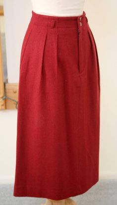 Burnt Sienna Fully LIned Front Pleated Skirt Size 6, Long Skirt, Circa 80's Skirt, Dark Orange Penci Retro High Waist Winter Skirt, Retro High-waist Winter Skirt, High Waist Retro Winter Skirt, Vintage Long Skirt With Relaxed Fit, Classic Full-length Lined Skirt, Classic Full Length Lined Skirt, Retro Solid Bottoms With Lined Skirt, Vintage Fitted Solid Color Skirt, Vintage Fitted Solid Skirt