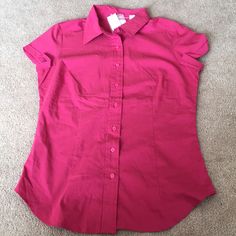 New York And Company Ny&Co Red Button Up Down Blouse Shirt. Size S New With Tags. Short Sleeves Create A Bundle With 3 Eligible Items For The Price Of $25 #H&M#Zara#Forever21#Uniqlo#Asos#Cotton#On#Charlotte#Russe#Gap#Old#Navy#Romwe#Urban#Outfitters#Zaful#Shein#Primark#Hollister#American#Eagle#Abercrombie Coquette Lingerie, Pink Striped Shirt, Abercrombie (women), Blue Button Up Shirt, Peach Blouse, Tiered Tops, Dressy Tank Tops, High Low Blouse, Company Shirts