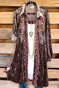 Bohemian Button-up Summer Outerwear, Bohemian Summer Button-up Outerwear, Bohemian Open Front Dress For Fall, Duster Coat Pattern, Western Duster, Velvet Patchwork, Duster Dress, Clothes For Women Over 50, Upcycled Clothes