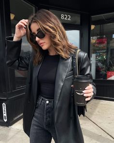 Black Leather Blazer Outfit Winter, Leather Jacket Outfit Dressy, Chicago Fits, Outfit Clubwear, Full Outfits, Jacket Outfit Women, Fall Styles, Blazer Outfit