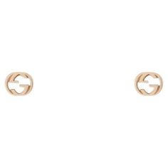 The Gucci Interlocking jewelry collection takes inspiration from the geometric logo to bring this design to life. These 18k rose gold earrings with GG Cross silhouette renew the classic button model. 18k rose gold GG crossroads For pierced ears Length: 0.51cm Made in Italy Cross Silhouette, Red Heart Earrings, Rose Gold Earrings Studs, Rose Gold Studs, Geometric Logo, Black Onyx Stone, Modern Earrings, Rose Gold Earrings, Gold Studs