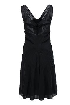 Get a classic little black cocktail dress for some elegant evening wear! Made with a soft silk blend, this pleated-to-perfection sheath dress features a sultry plunge neckline and a curve-hugging fit for some daring style, perfect for wearing with any color shoe and your favorite sparkling eye look for some extra pizzazz! Size 10 95% Silk, 5% Elastane A-line silhouette Plunge neckline Pleated design Zippered back Waist 26” Bust 28” Total length 40” Elegant Evening Wear, Little Black Cocktail Dress, Sparkling Eyes, Eye Look, Plunge Neckline, Black Cocktail, Zac Posen, Black Cocktail Dress, Plunging Neckline